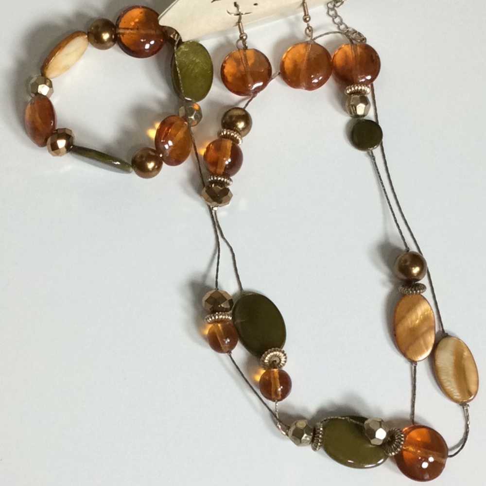 Erica Lyons Necklace Bracelet Earrings Set